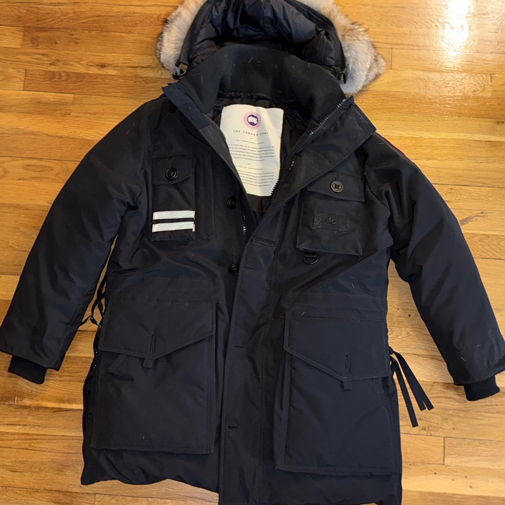 Canada Goose Men's Black Puffer Parka with Fur-Trim Hood
